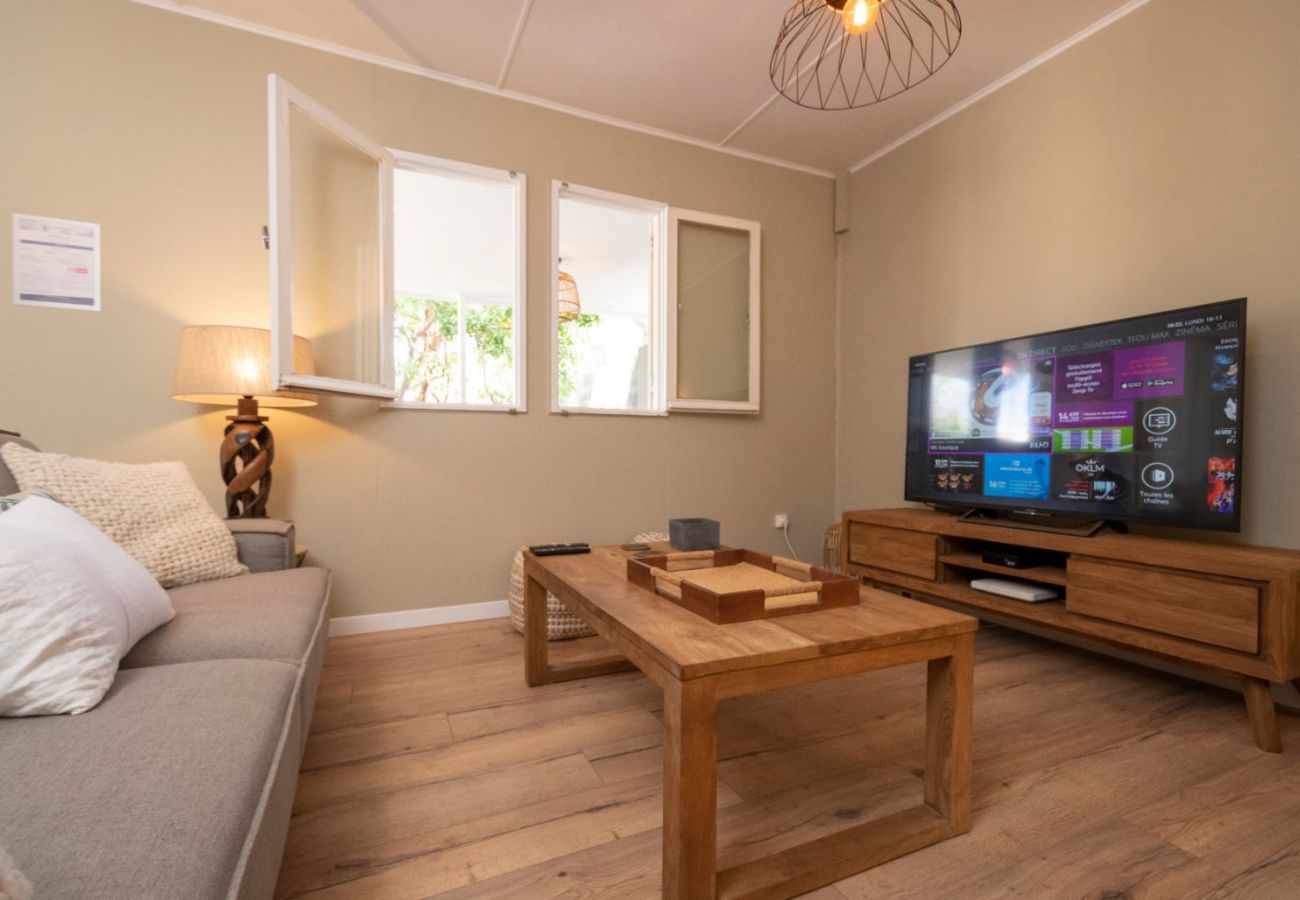 Villa in Saint-Gilles les Bains - Villa La Cabane 3*** - 3 bedrooms - 50m from the beach - St-Gilles les Bains