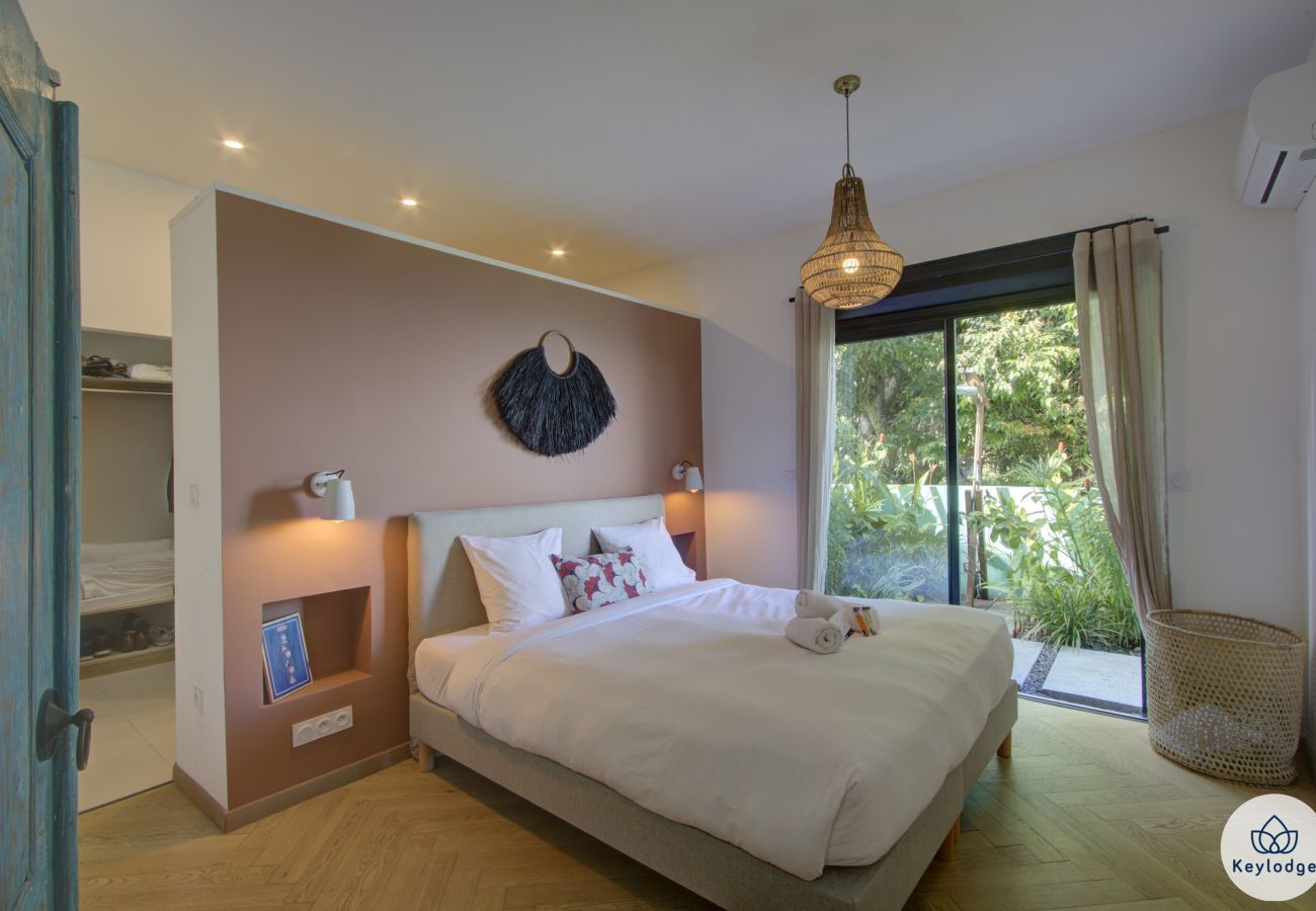 Villa in Saint-Leu - Villa Paloma**** - 140 m2 - Swimming pool - Exceptional view of the ocean - Saint Leu
