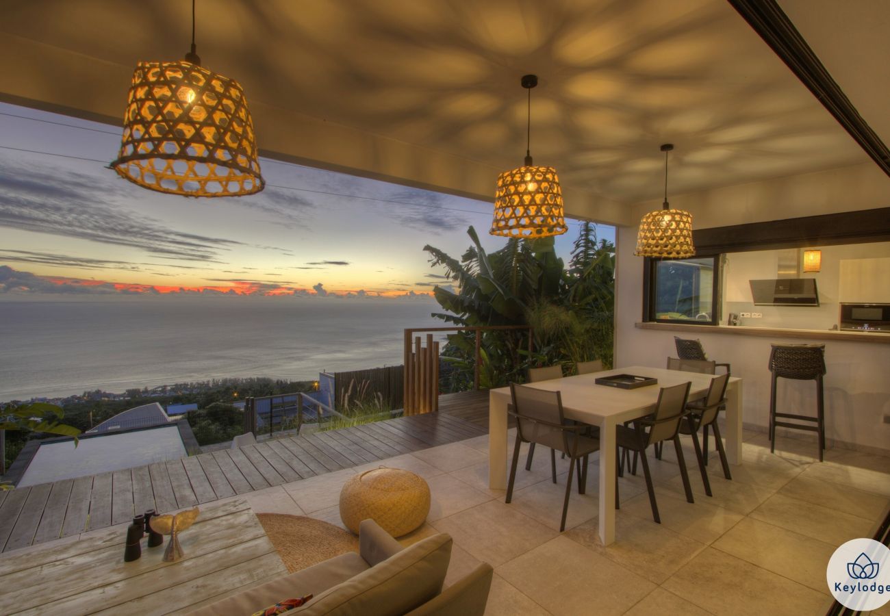 Villa in Saint-Leu - Villa Paloma**** - 140 m2 - Swimming pool - Exceptional view of the ocean - Saint Leu