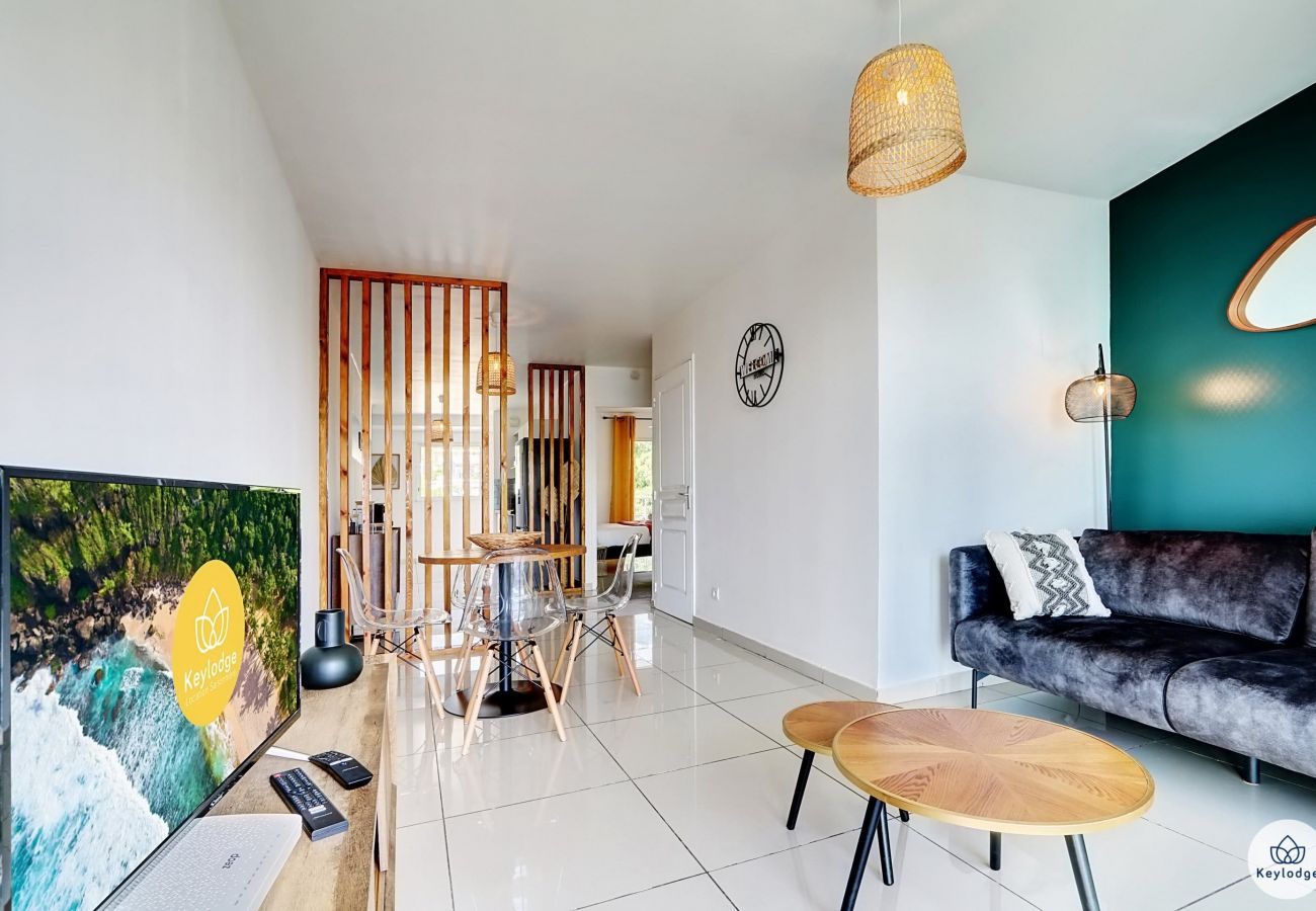 Apartment in Saint Denis -  T2 – L’Iris** – Proche centre Saint-Denis