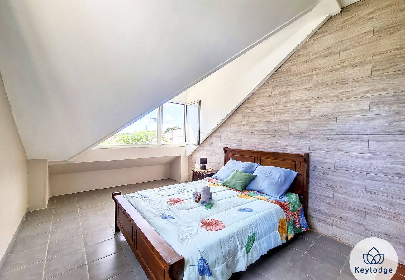 Villa in SAINTE ROSE - Kazolie, 3-bedroom house of 120 m² in Sainte-Rose