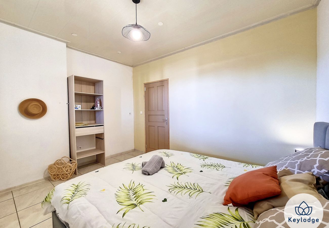Villa in SAINTE ROSE - Kazolie, 3-bedroom house of 120 m² in Sainte-Rose
