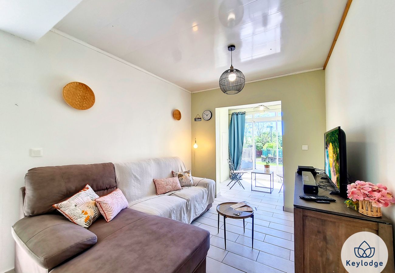 Villa in SAINTE ROSE - Kazolie, 3-bedroom house of 120 m² in Sainte-Rose