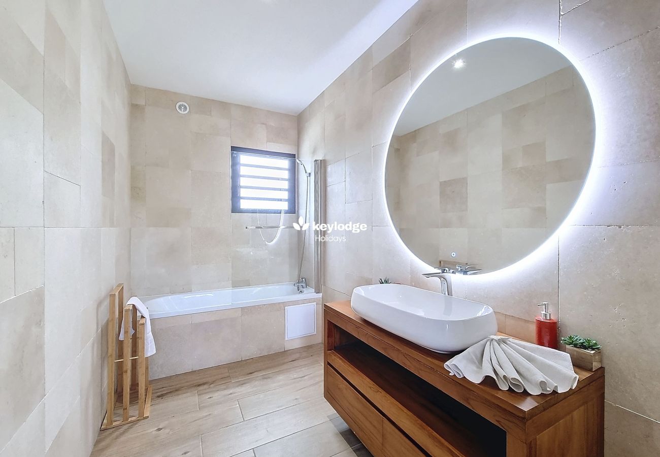 Villa in SAINT-PIERRE - Villa Sihame*** – with swimming pool and billard – Saint-Pierre