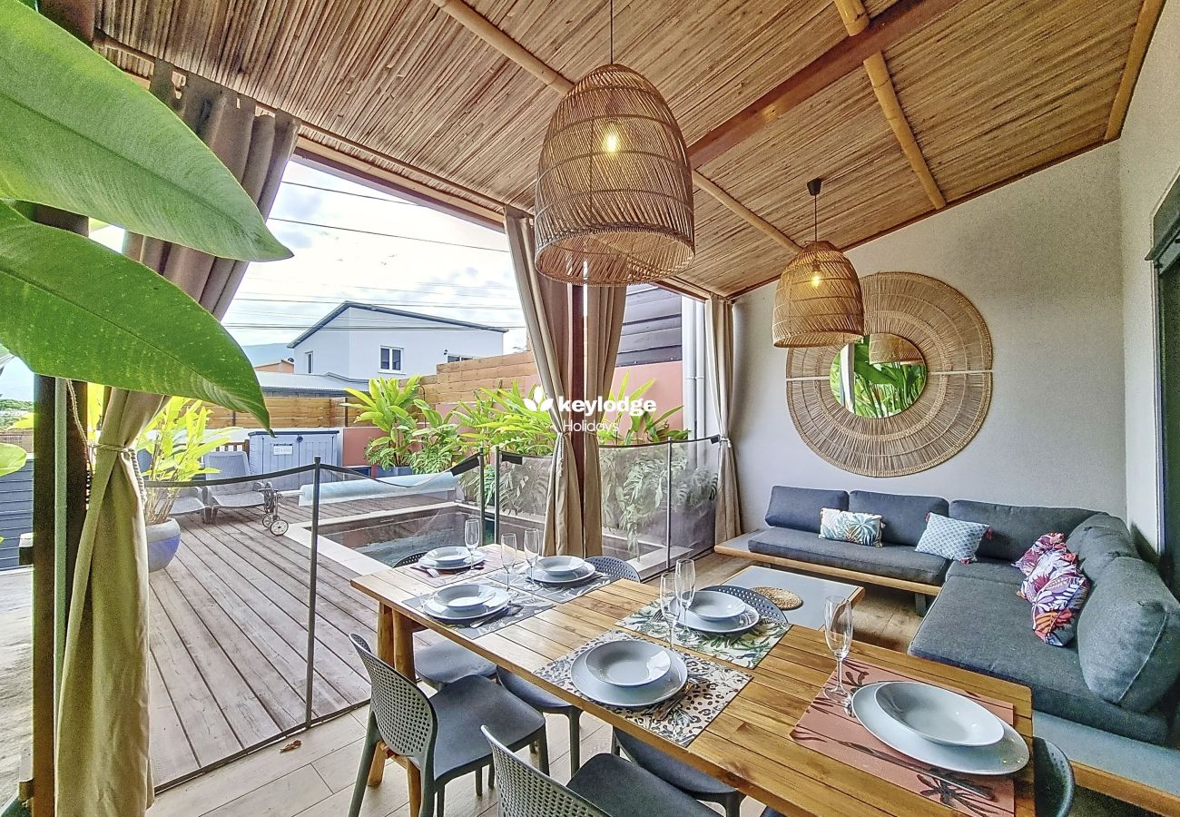 Villa in SAINT-PIERRE - Villa Sihame*** – with swimming pool and billard – Saint-Pierre