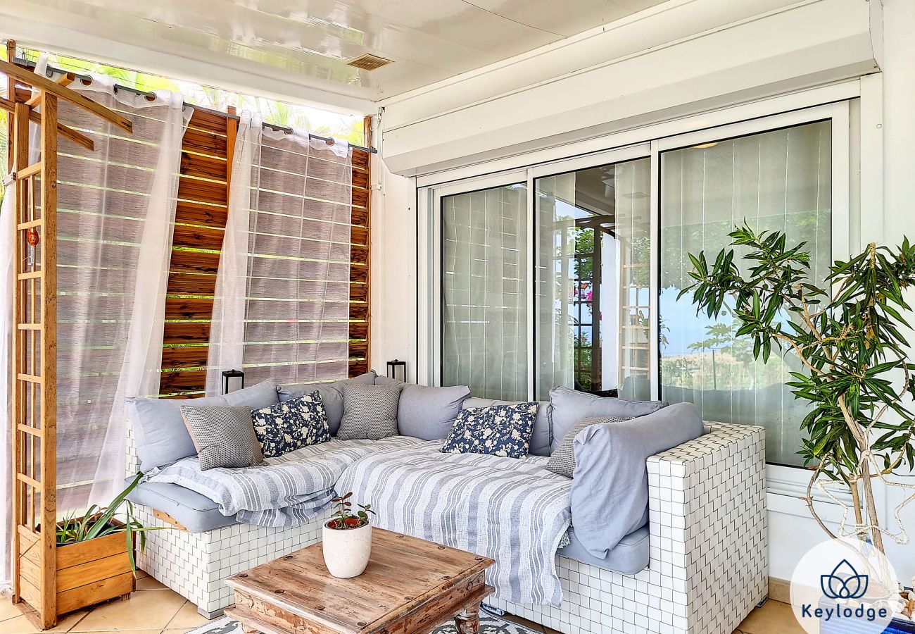 Villa in Saint-Gilles les Hauts - Villa Cadentia*** – 3 bedrooms with swimming pool and sea view – Saint-Gilles les Hauts