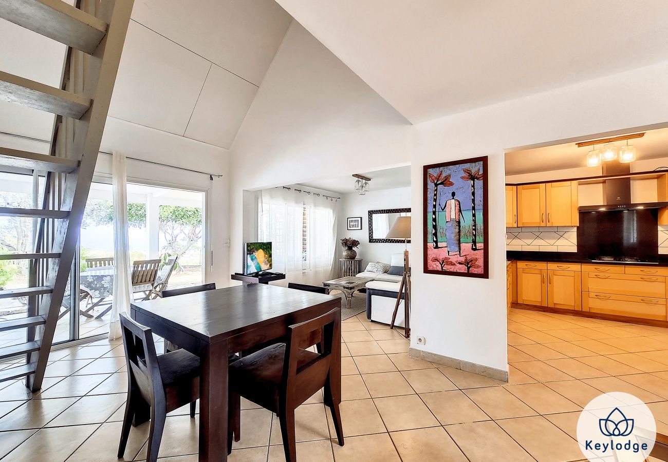 Villa in Saint-Gilles les Hauts - Villa Cadentia*** – 3 bedrooms with swimming pool and sea view – Saint-Gilles les Hauts