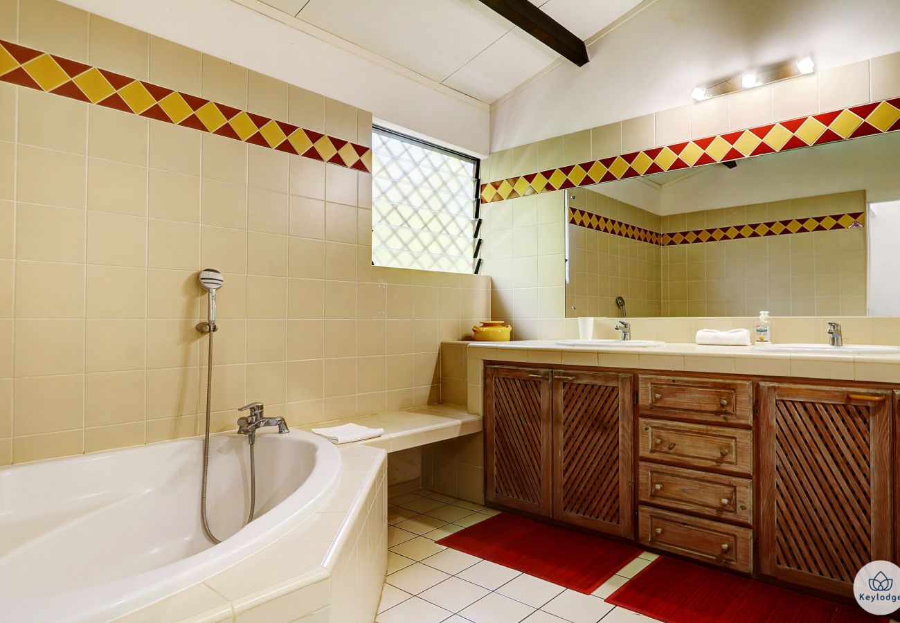 Villa in Saint-Gilles les Bains - Villa Horizon Lagon**** – Heated pool - Seaview – La Saline