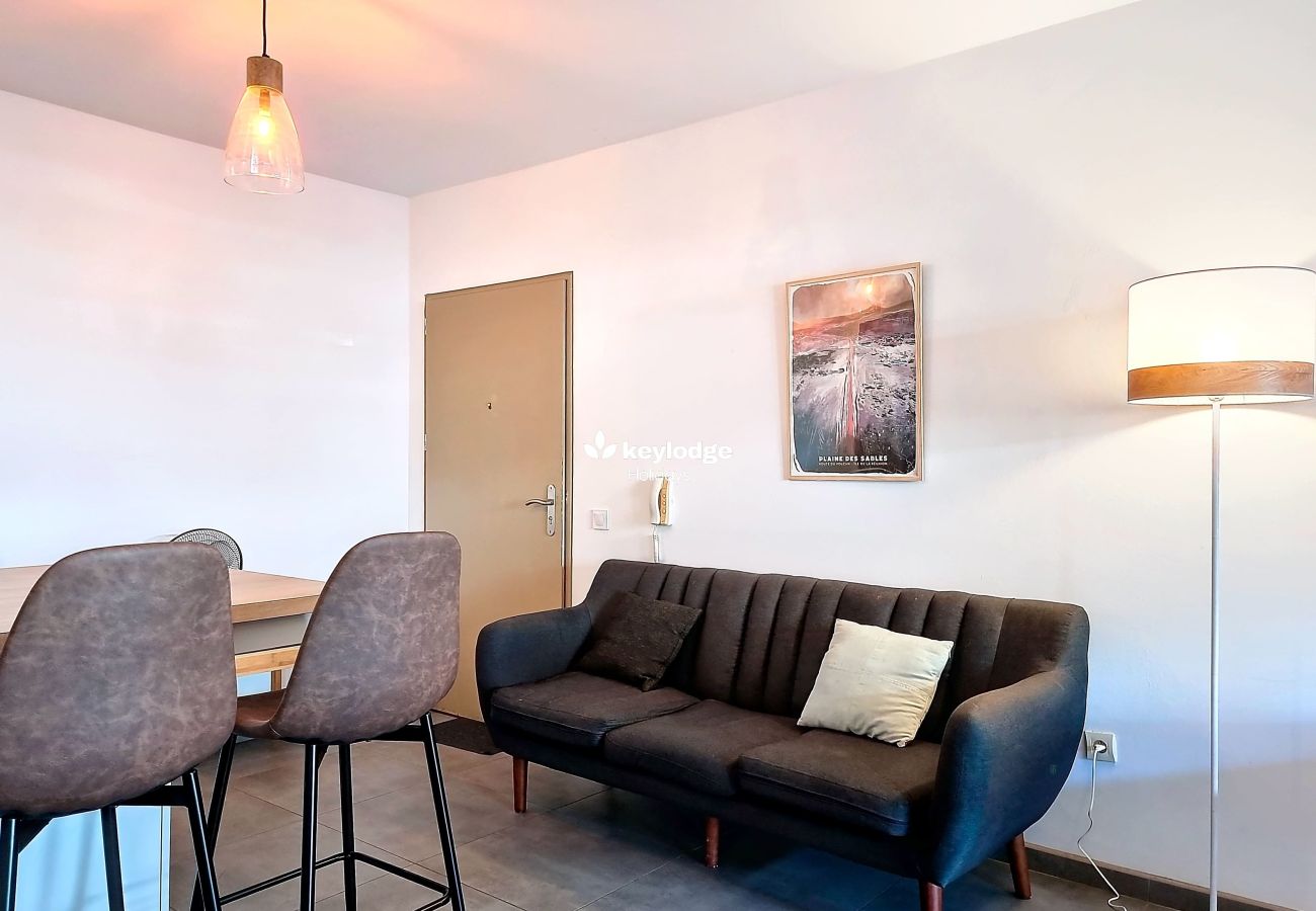 Apartment in Saint-Gilles les Bains - Voyage Exotique – 45 m2 – Saint-Gilles-Les-Bains
