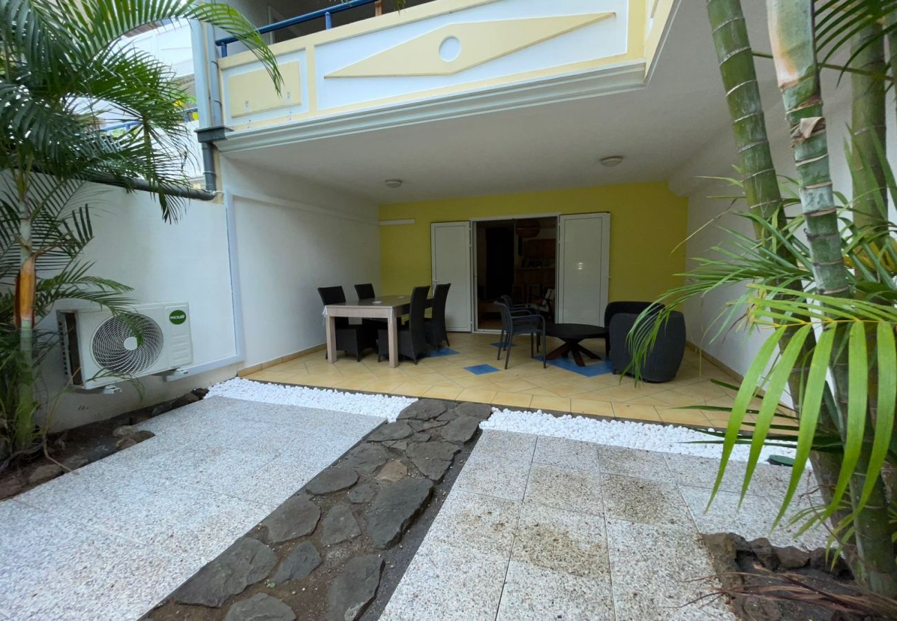 Apartment in Saint-Gilles les Bains - T3 Hevi – 68m² with outdoor terrace and communal pool – La Saline-les-Bains