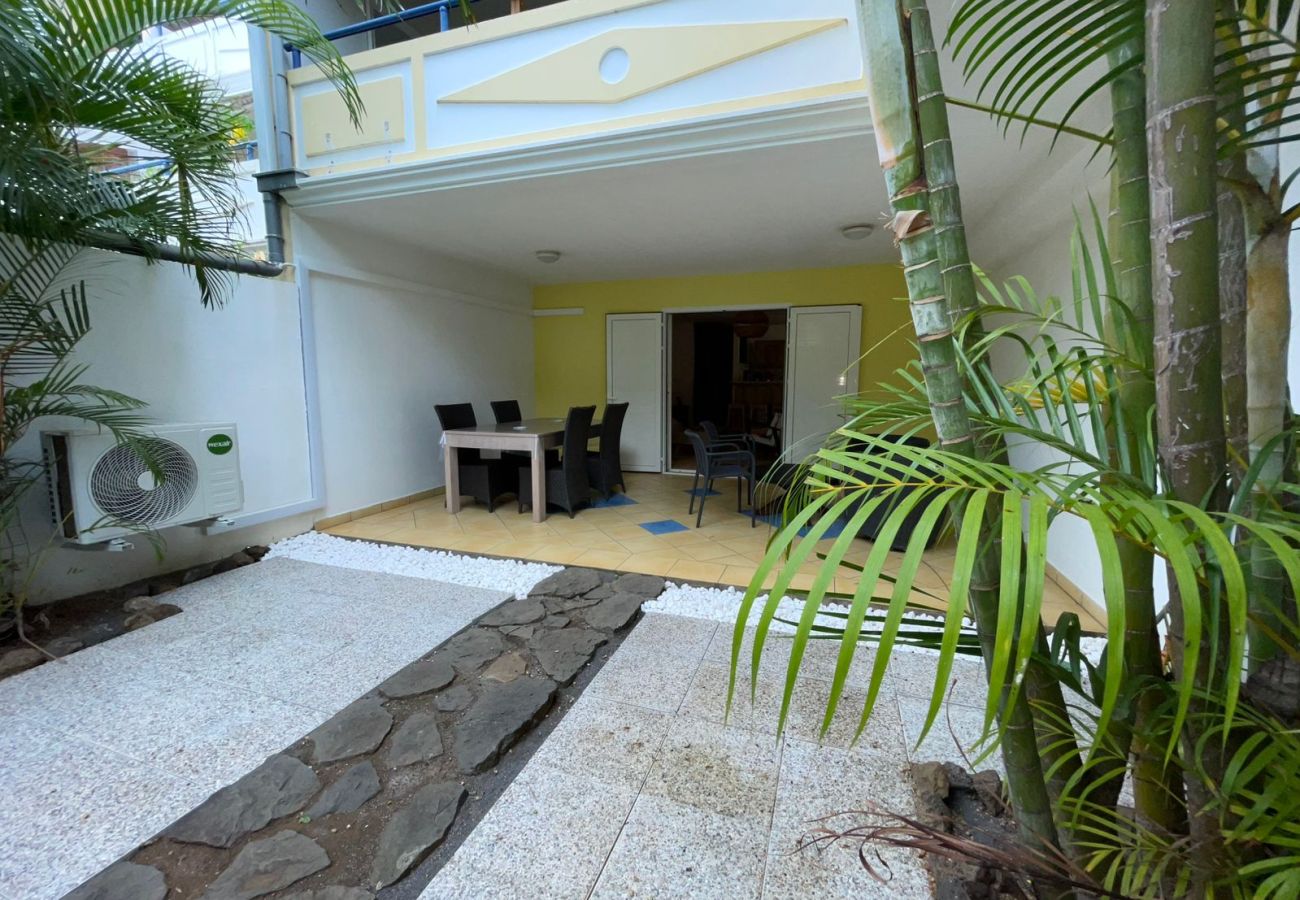 Apartment in Saint-Gilles les Bains - T3 Hevi – 68m² with outdoor terrace and communal pool – La Saline-les-Bains