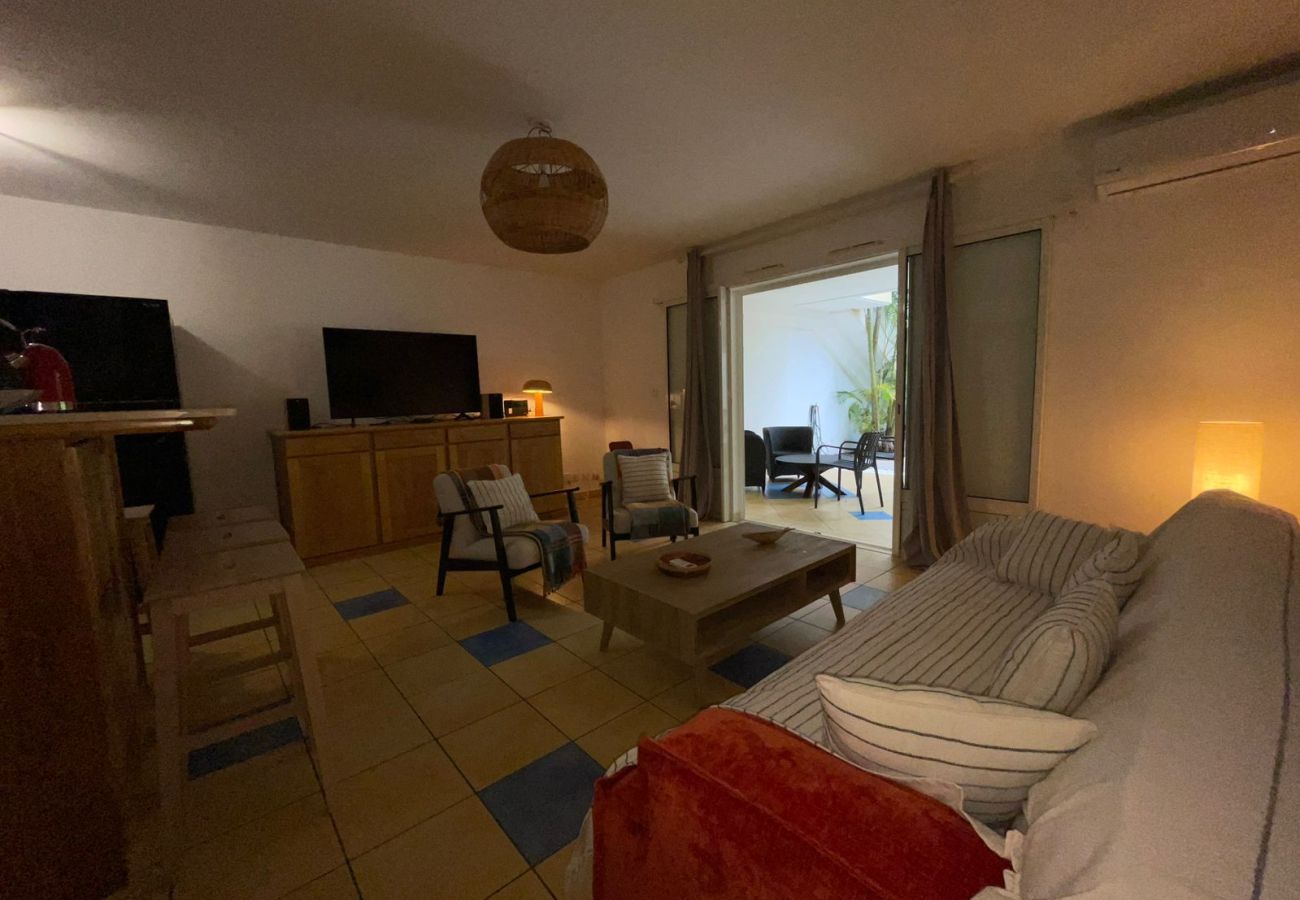 Apartment in Saint-Gilles les Bains - T3 Hevi – 68m² with outdoor terrace and communal pool – La Saline-les-Bains