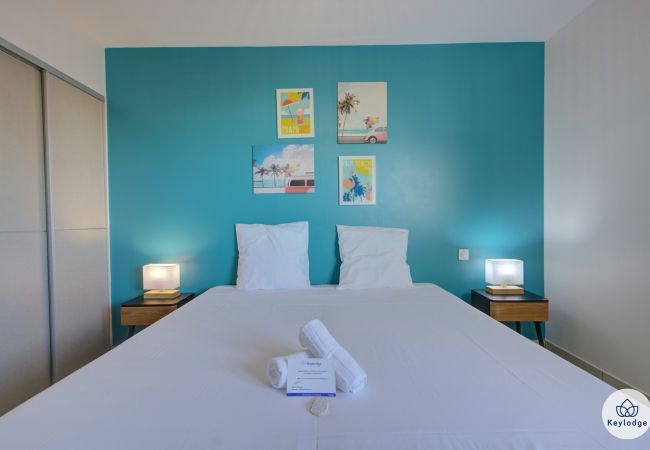 Apartment in Saint-Gilles les Bains - T3 - Infini bleu**** - 63 m2 - ocean view - St-Gilles Apartment in Saint-Gilles les Bains - T3 - Infini bleu**** - 63 m2 - ocean view - St-Gilles
