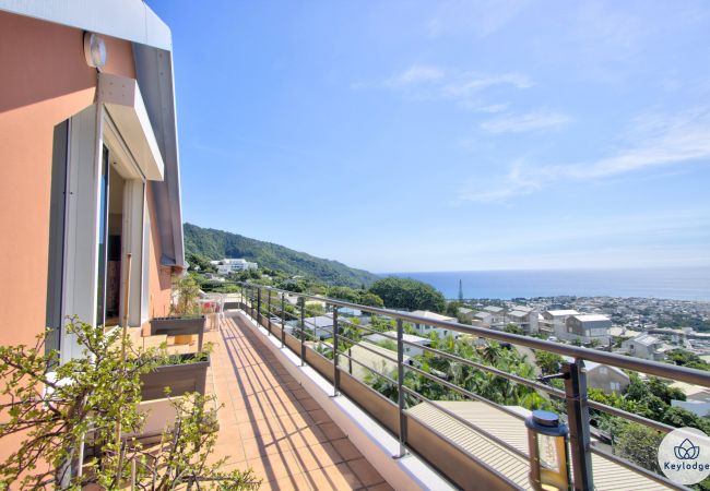 Apartment in Saint Denis - T3 – l’Orangel*** - 70m2 - Sea view - Saint-Denis Apartment in Saint Denis - T3 – l’Orangel*** - 70m2 - Sea view - Saint-Denis