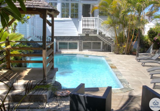 Studio in Saint Pierre - T1 – Perl’Ocean 3***- 24 m2 – swimming pool - Saint-Pierre Studio in Saint Pierre - T1 – Perl’Ocean 3***- 24 m2 – swimming pool - Saint-Pierre