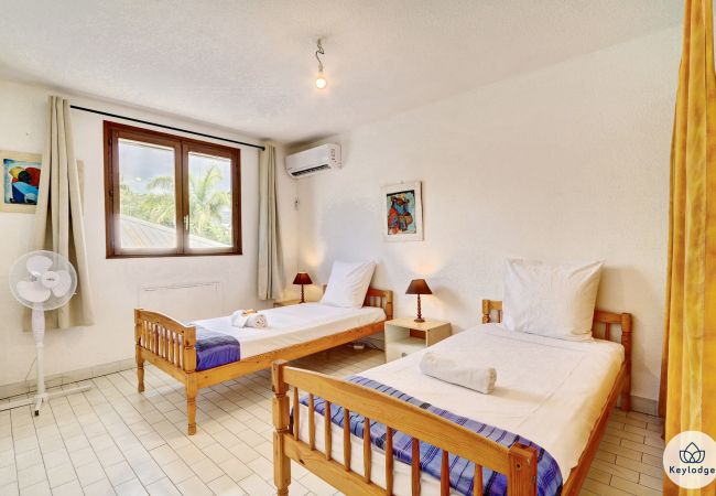 Apartment in Saint-Gilles les Bains - T4 Duplex – La Goélette** - close to center of Saint-Gilles Apartment in Saint-Gilles les Bains - T4 Duplex – La Goélette** - close to center of Saint-Gilles