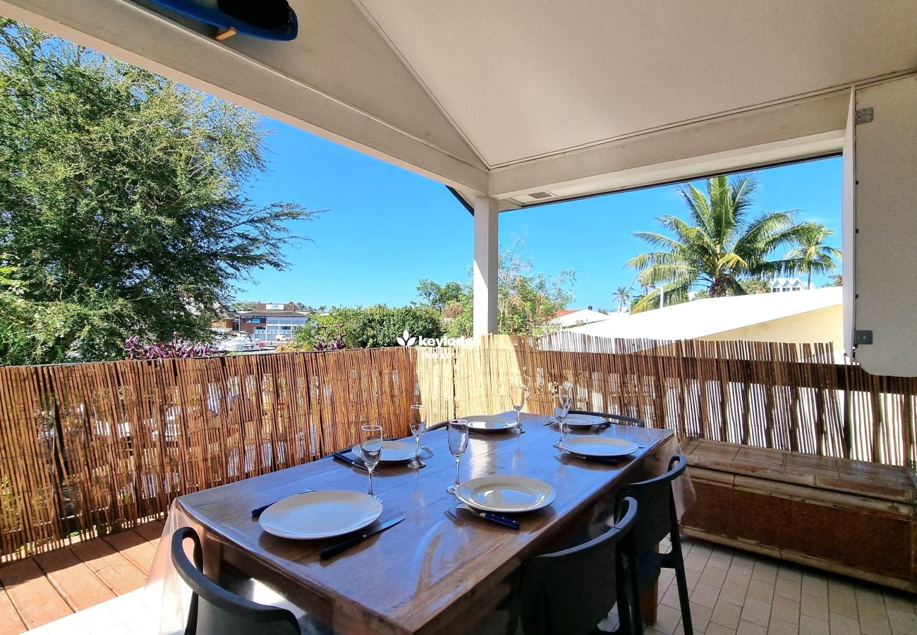 Apartment in Saint-Gilles les Bains - T4 Duplex – La Goélette** - close to center of Saint-Gilles