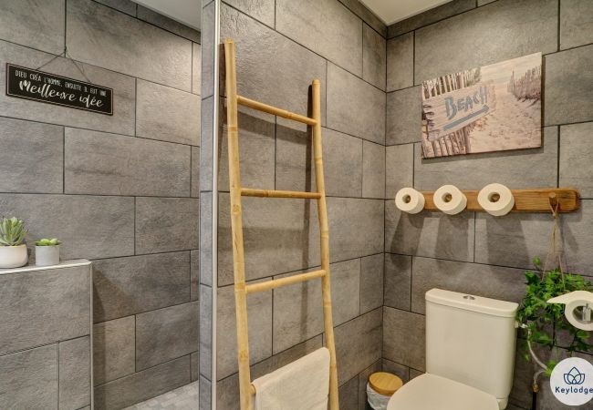 Apartment in Saint Denis - T2 – Le Céladon*** – Close to center of Saint-Denis Apartment in Saint Denis - T2 – Le Céladon*** – Close to center of Saint-Denis