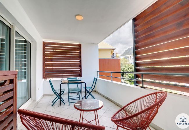 Apartment in Saint Denis - T2 – Le Céladon*** – Close to center of Saint-Denis Apartment in Saint Denis - T2 – Le Céladon*** – Close to center of Saint-Denis