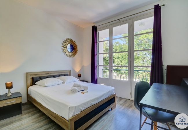 Apartment in Saint Denis - T3 –Duplex Moringue**– close to center of Saint-Denis Apartment in Saint Denis - T3 –Duplex Moringue**– close to center of Saint-Denis