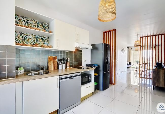 Apartment in Saint Denis - T2 – L’Iris** – Close to Saint-Denis dowtown Apartment in Saint Denis - T2 – L’Iris** – Close to Saint-Denis dowtown