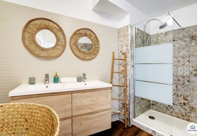 Apartment in Saint Denis - T2 – L’Iris** – Close to Saint-Denis dowtown Apartment in Saint Denis - T2 – L’Iris** – Close to Saint-Denis dowtown