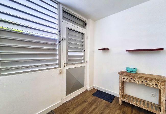 Apartment in Saint-Gilles les Bains - T2 - Ti Paradis***– 47 m2 – Saint-Gilles-Les-Bains Apartment in Saint-Gilles les Bains - T2 - Ti Paradis***– 47 m2 – Saint-Gilles-Les-Bains