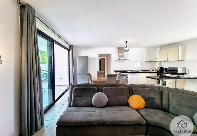 Apartment in Saint Denis - T3 – Le Waikiki – Close to center of Saint-Denis Apartment in Saint Denis - T3 – Le Waikiki – Close to center of Saint-Denis