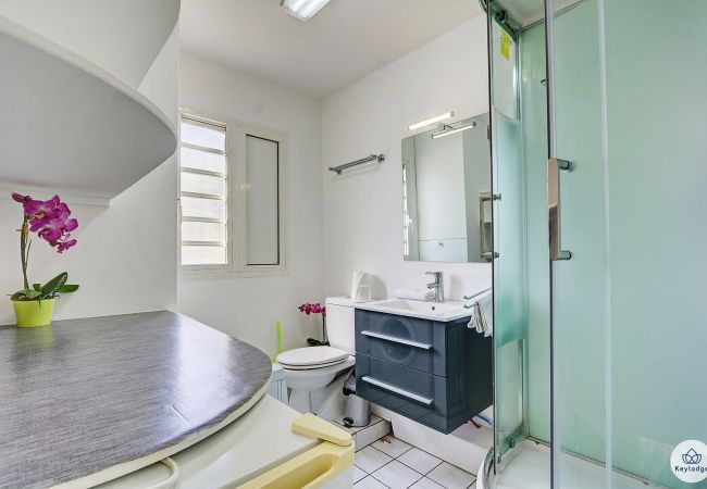Apartment in Saint-Gilles les Bains - T2 - Nelson – 2min from the lagoon  – Ermitage-Les-Bains Apartment in Saint-Gilles les Bains - T2 - Nelson – 2min from the lagoon  – Ermitage-Les-Bains