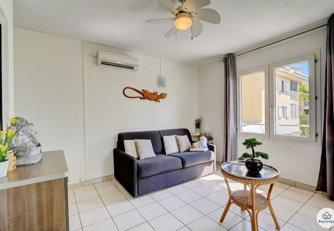 Apartment in Saint-Gilles les Bains - T2 - Nelson – 2min from the lagoon  – Ermitage-Les-Bains Apartment in Saint-Gilles les Bains - T2 - Nelson – 2min from the lagoon  – Ermitage-Les-Bains