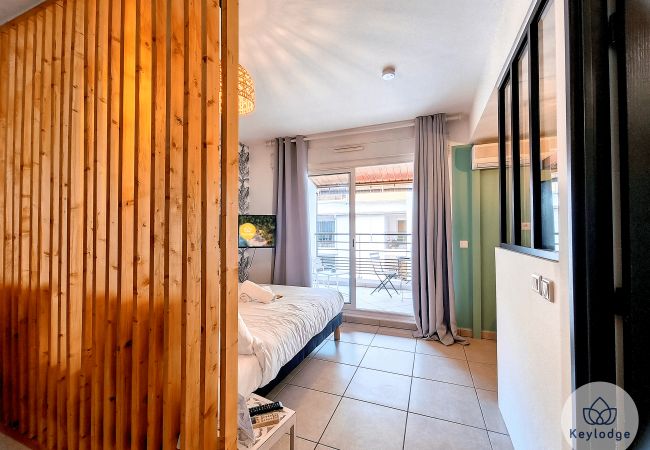 Studio in Saint Denis - Studio – La Riviera - Saint-Denis  Studio in Saint Denis - Studio – La Riviera - Saint-Denis