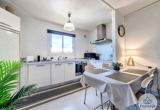 Apartment in Saint-Gilles les Bains - T3 Perle d’été*** – 72 m² –   in heart of Saint-Gilles centre Apartment in Saint-Gilles les Bains - T3 Perle d’été*** – 72 m² –   in heart of Saint-Gilles centre