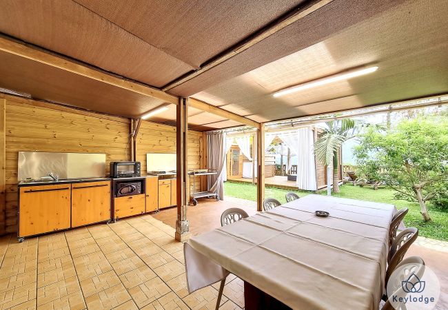 Bungalow in SAINT-LOUIS - Jardin de Montplaisir - Joli Coeur – 25m² bungalow with jacuzzi and mountain view – Saint-Louis Bungalow in SAINT-LOUIS - Jardin de Montplaisir - Joli Coeur – 25m² bungalow with jacuzzi and mountain view – Saint-Louis