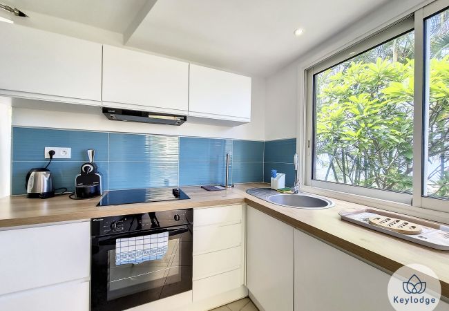 Studio in LES AVIRONS - Balcons du Sud, Aybowan – T1 bis with a shared relaxation pool – Les Avirons Studio in LES AVIRONS - Balcons du Sud, Aybowan – T1 bis with a shared relaxation pool – Les Avirons