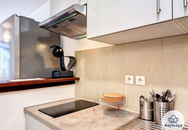 Apartment in Saint Denis - T3 – Kheyl Home** - 47 m² - Ste-Clotilde Apartment in Saint Denis - T3 – Kheyl Home** - 47 m² - Ste-Clotilde