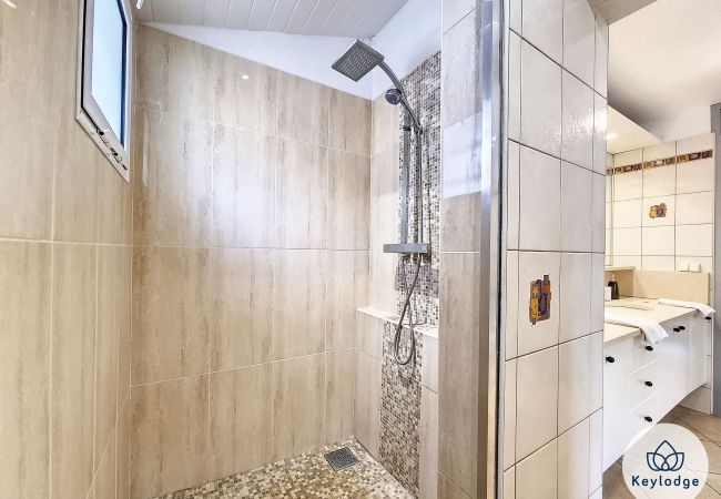 House in Saint-Gilles les Hauts - Villa Cadentia*** – 3 bedrooms with swimming pool and sea view – Saint-Gilles les Hauts House in Saint-Gilles les Hauts - Villa Cadentia*** – 3 bedrooms with swimming pool and sea view – Saint-Gilles les Hauts