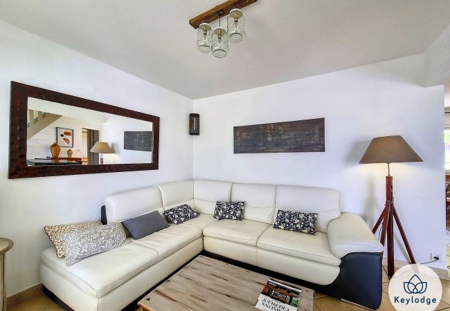 House in Saint-Gilles les Hauts - Villa Cadentia*** – 3 bedrooms with swimming pool and sea view – Saint-Gilles les Hauts House in Saint-Gilles les Hauts - Villa Cadentia*** – 3 bedrooms with swimming pool and sea view – Saint-Gilles les Hauts