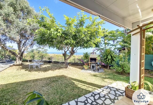 House in Saint-Gilles les Hauts - Villa Cadentia*** – 3 bedrooms with swimming pool and sea view – Saint-Gilles les Hauts House in Saint-Gilles les Hauts - Villa Cadentia*** – 3 bedrooms with swimming pool and sea view – Saint-Gilles les Hauts