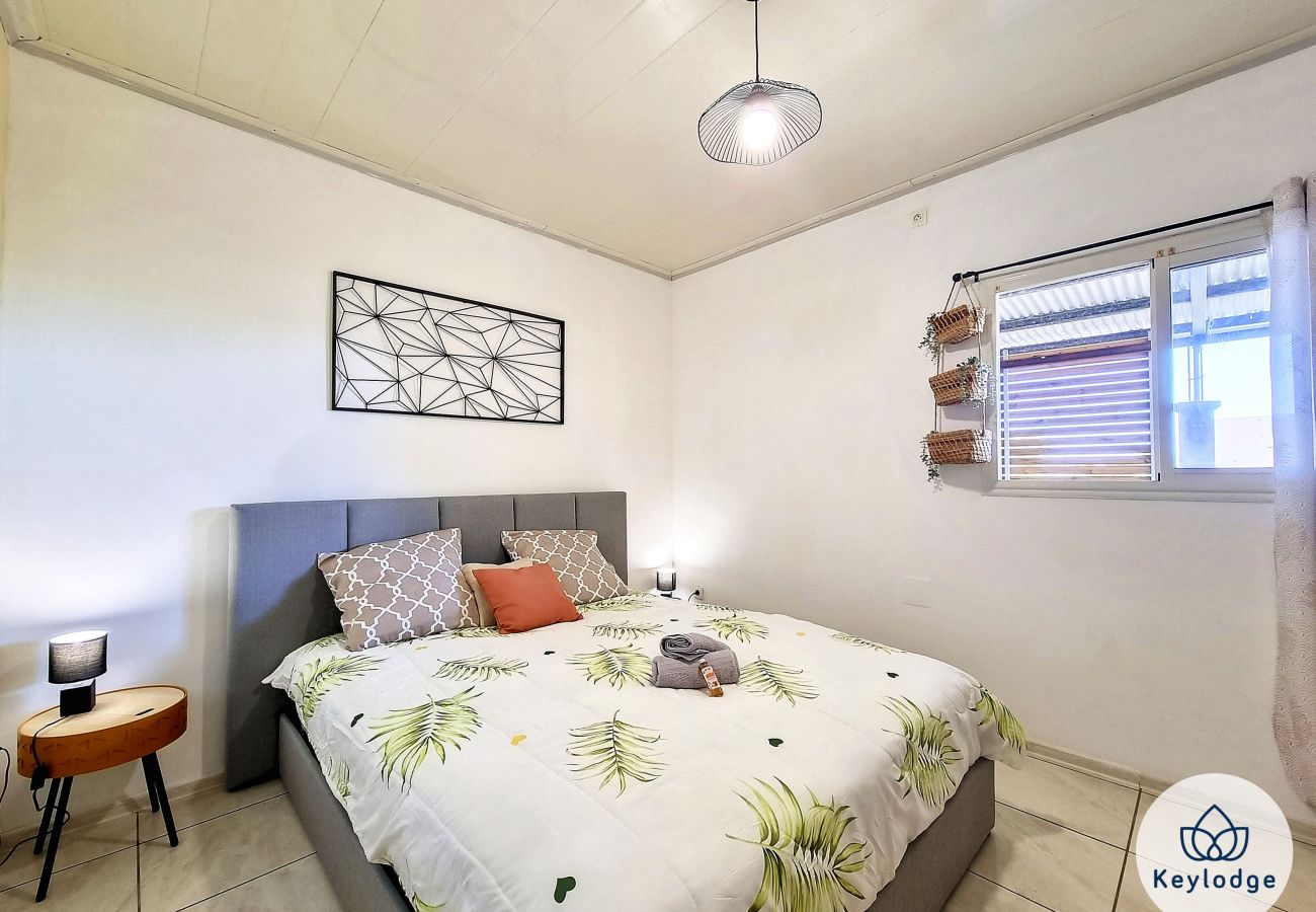 Villa in SAINTE ROSE - Kazolie, 3-bedroom house of 120 m² in Sainte-Rose