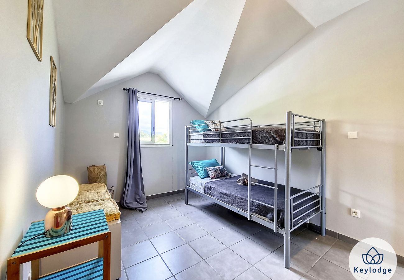 Villa in SAINTE ROSE - Kazolie, 3-bedroom house of 120 m² in Sainte-Rose