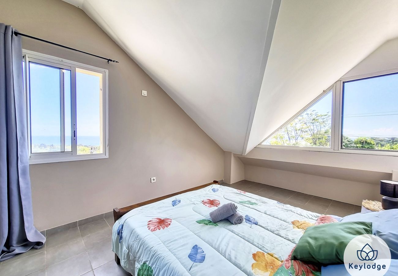 Villa in SAINTE ROSE - Kazolie, 3-bedroom house of 120 m² in Sainte-Rose