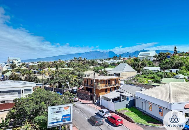 Apartment in Saint Pierre - Wopé L’appart – beautiful apartment 3 min from the CHU – Terre Sainte Apartment in Saint Pierre - Wopé L’appart – beautiful apartment 3 min from the CHU – Terre Sainte