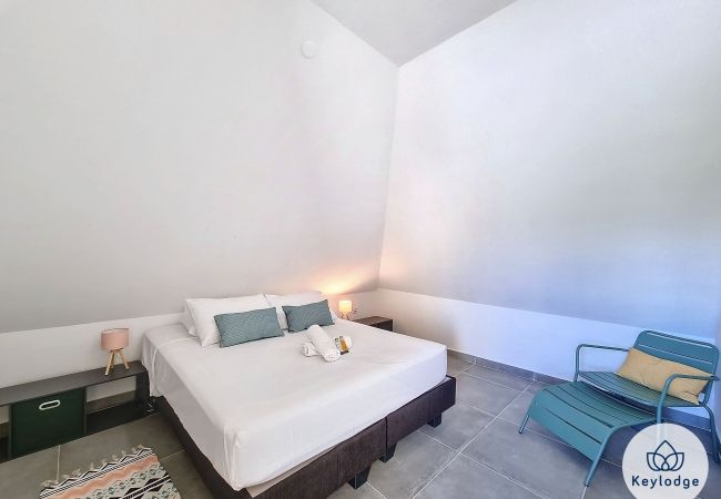 Apartment in Saint Pierre - Wopé L’appart – beautiful apartment 3 min from the CHU – Terre Sainte Apartment in Saint Pierre - Wopé L’appart – beautiful apartment 3 min from the CHU – Terre Sainte