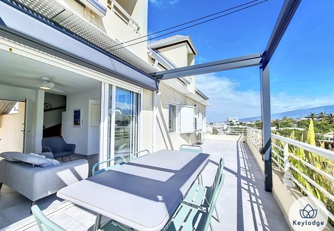 Apartment in Saint Pierre - Wopé L’appart – beautiful apartment 3 min from the CHU – Terre Sainte Apartment in Saint Pierre - Wopé L’appart – beautiful apartment 3 min from the CHU – Terre Sainte