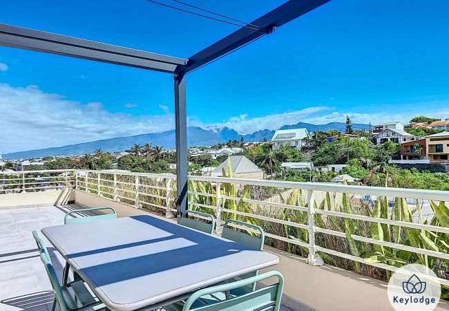 Apartment in Saint Pierre - Wopé L’appart – beautiful apartment 3 min from the CHU – Terre Sainte Apartment in Saint Pierre - Wopé L’appart – beautiful apartment 3 min from the CHU – Terre Sainte