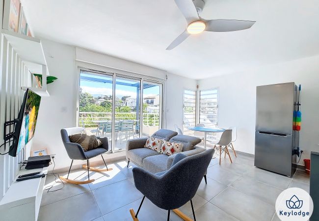 Apartment in Saint Pierre - Wopé L’appart – beautiful apartment 3 min from the CHU – Terre Sainte Apartment in Saint Pierre - Wopé L’appart – beautiful apartment 3 min from the CHU – Terre Sainte