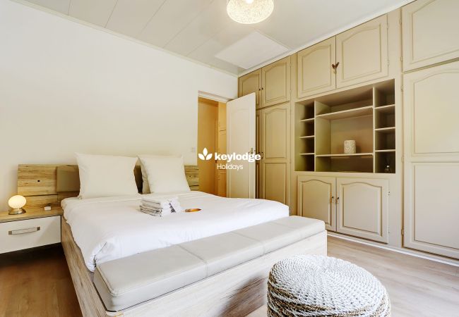 House in Saint-Gilles les Bains - Villa Venus**** – with swimming pool and sea view – St-Gilles House in Saint-Gilles les Bains - Villa Venus**** – with swimming pool and sea view – St-Gilles