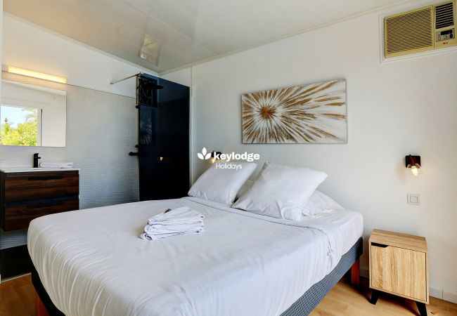 House in Saint-Gilles les Bains - Villa Venus**** – with swimming pool and sea view – St-Gilles House in Saint-Gilles les Bains - Villa Venus**** – with swimming pool and sea view – St-Gilles