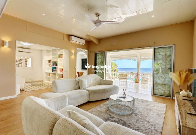 House in Saint-Gilles les Bains - Villa Venus**** – with swimming pool and sea view – St-Gilles House in Saint-Gilles les Bains - Villa Venus**** – with swimming pool and sea view – St-Gilles