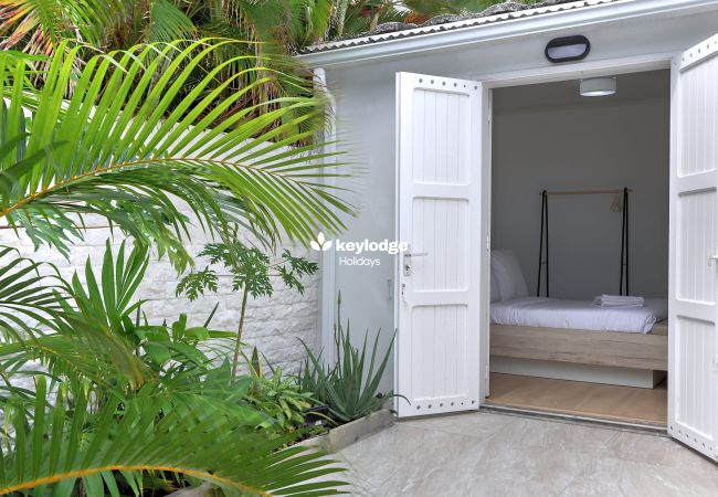 House in Saint-Gilles les Bains - Villa Venus**** – with swimming pool and sea view – St-Gilles House in Saint-Gilles les Bains - Villa Venus**** – with swimming pool and sea view – St-Gilles